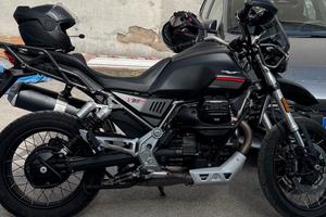 Moto Guzzi V85TT 05/2023 km 10000