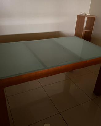 Tavolo legno e vetro