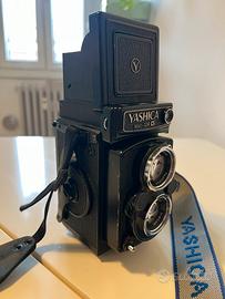 Yashica Mat 124 G