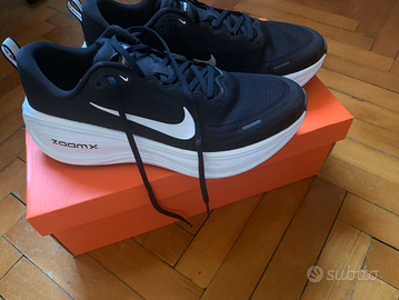 Nike Vomero Plus Uomo