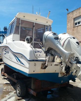 Saver 22 Cabin Fisher F. B.