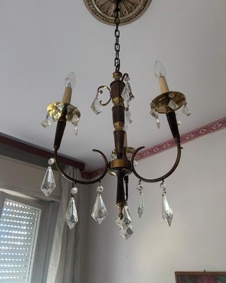Lampadario classico tre luci con pendenti