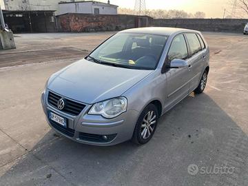 VOLKSWAGEN Polo 1.4/80CV 16V 5p. Comfort. BiFuel