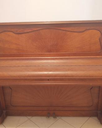 pianoforte Croses Chavan 