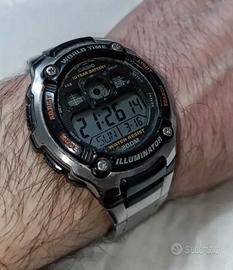 Casio AE-2000W World Time Illuminator orologio 