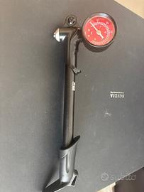 Pompa ammortizzatori ad alta pressione rockShox