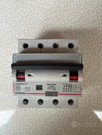 Interruttore magnetotermico differenziale