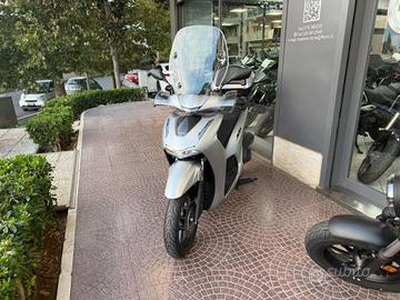 HONDA SH 350 TUTTO INCLUSO ANCHE PASSAGGIO! MINI