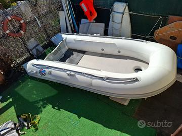 gommone con motore 6cv nuovi