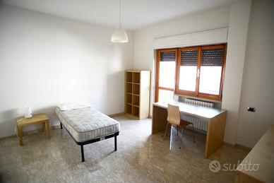 Stanza ideale per studiare a Teramo