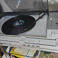 Beocenter 4600 Bang & Olufsen 4600 con casse