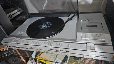 Beocenter 4600 Bang & Olufsen 4600 con casse