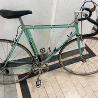 Bianchi rekord 748