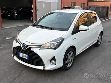 Toyota Yaris 1.5 Hybrid 5 porte Active