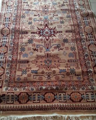 tappeto orientale. 200 x 124