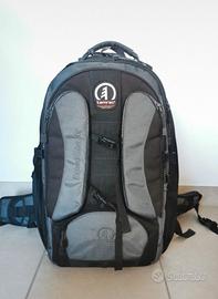 ZAI NO FOTOGRAFICO TAMRAC EXPEDITION 8