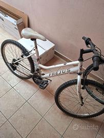 Mountain bike bambina