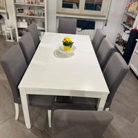 Tavolo 8 posti allungabile 14 posti