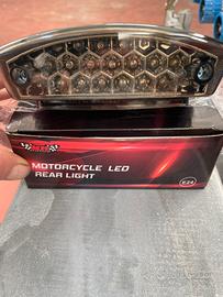 Faro posteriore led nuovo moto