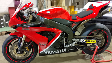 Yamaha yzf r1