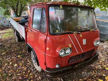 Autocarro Fiat 625