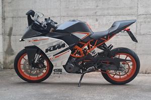KTM RC390