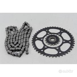 KIT CATENA CORONA PIGNONE ORIGINALE TRIUMPH STREET