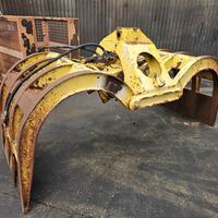 Pinza per movimentazione materiale