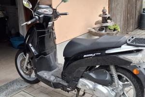 Scooter kymco people S200,motore nuovo