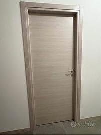 Porte praticamente nuove-compreso battiscopa