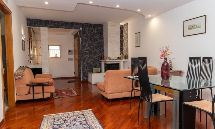 Appartamento in Via A. Manzoni (Erice C.Santa)