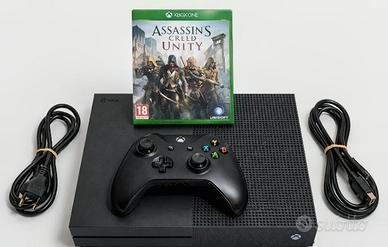 Xbox One S 1TB + controller leggermente trattabile