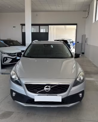 VOLVO V40 Cross Country D2 1.6 Momentum