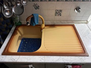 Lavello bagno