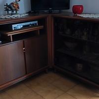 Salotto con mobile ad angolo