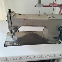 Macchina per cucire industriale