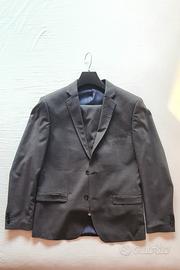 Vestito giacca e pantalone 