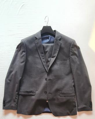 Vestito giacca e pantalone 