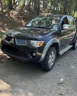 2008 Mitsubishi l200 136cv