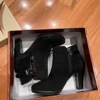 Stivaletti nero scamosciato