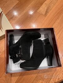 Stivaletti nero scamosciato