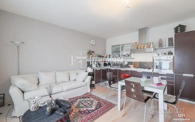 TERRATETTO INDIPENDENTE DIVISO IN DUE APPARTAMENTI