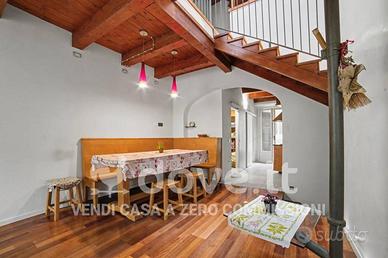 Casa indipendente di 195 m² con 3 locali e box aut