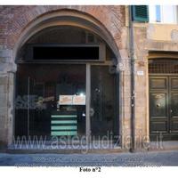 Negozio Lucca [A4342914]