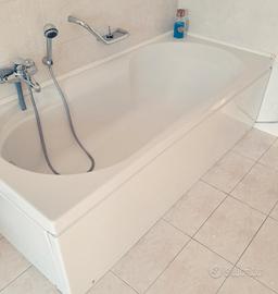 Vasca da bagno Ninfea AC 60/T su telaio metallico