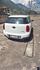 2012 MINI Country man