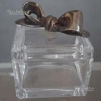 Scatolina portagioie in vetro e metallo