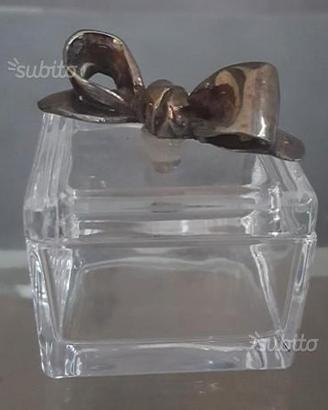 Scatolina portagioie in vetro e metallo
