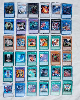 lotto 36 carte Yu-Gi-Oh in italiano 
