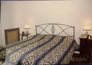 Letto matrimoniale in ferro battuto